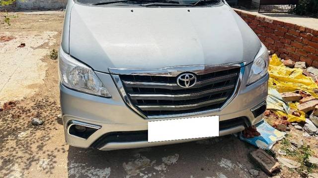https://images10.gaadi.com/usedcar_image/4611035/original/processed_bdbfa0d0-707a-4437-80a9-40f0b48385d4.jpeg?imwidth=6400