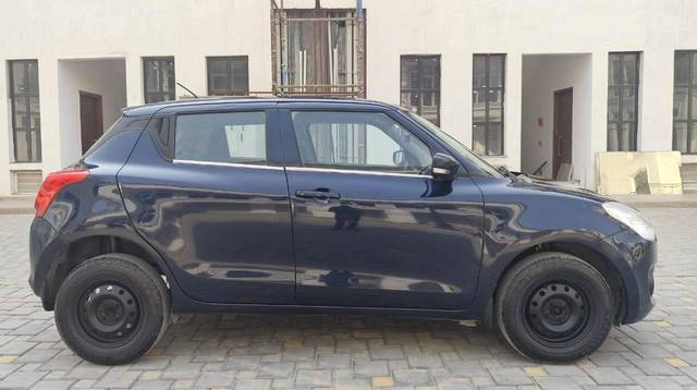 https://images10.gaadi.com/usedcar_image/4611061/original/processed_38e97f90-2d52-42e6-8525-83d1550c13c1.jpg?imwidth=6401