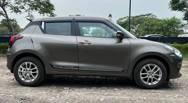 https://images10.gaadi.com/usedcar_image/4611118/original/processed_fd46ab1351e01d1f0bc42057f806e45c.jpg?imwidth=6401