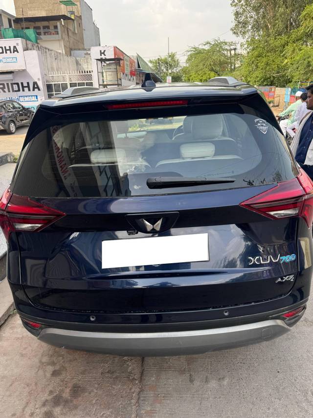 https://images10.gaadi.com/usedcar_image/4611119/original/processed_1b31d23e-d604-44b5-899e-159976f35751.jpg?imwidth=6401