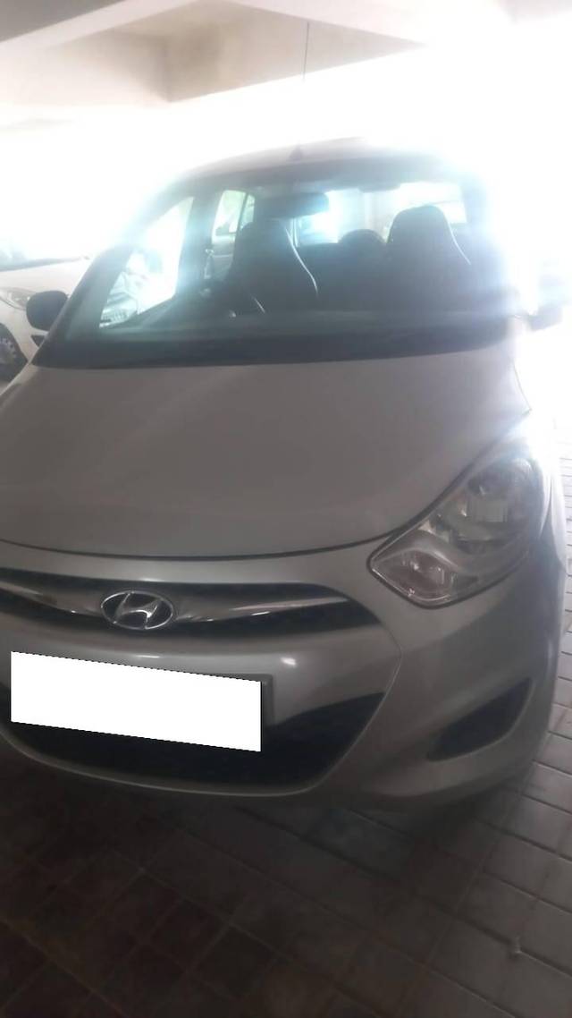 https://images10.gaadi.com/usedcar_image/4611130/original/processed_33fc5469-247d-4a04-9aa6-a4fc583e23d6.jpg?imwidth=6400