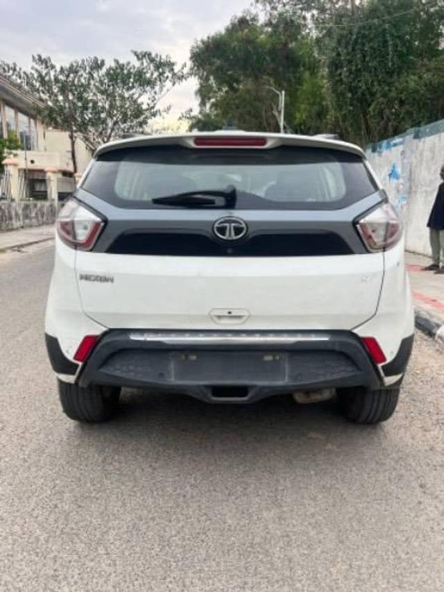 https://images10.gaadi.com/usedcar_image/4611158/original/processed_befea7e3-609d-464d-84dd-1b7a3b8287a0.jpeg?imwidth=6402