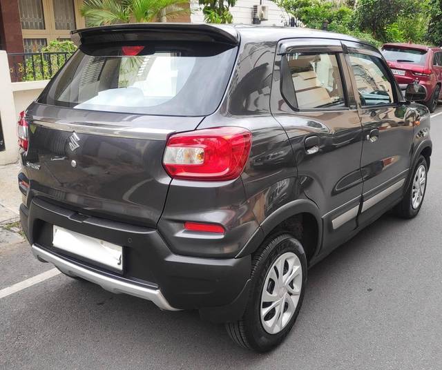 https://images10.gaadi.com/usedcar_image/4611161/original/processed_d615d9a3861147bcd6286a30eba649fb.jpg?imwidth=6401