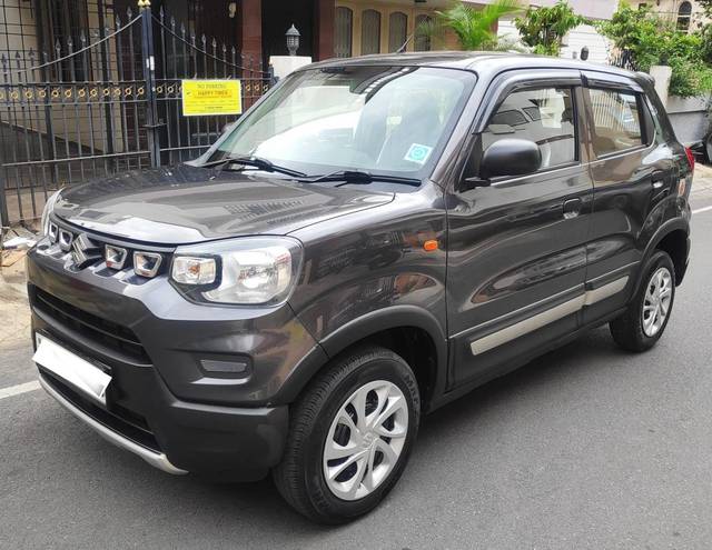 https://images10.gaadi.com/usedcar_image/4611161/original/processed_f8b99d088c1d74f6195def06928bd825.jpg?imwidth=6400