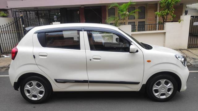 https://images10.gaadi.com/usedcar_image/4611164/original/fe61c2a3ac0bda65408e379862998488.jpg?imwidth=6401
