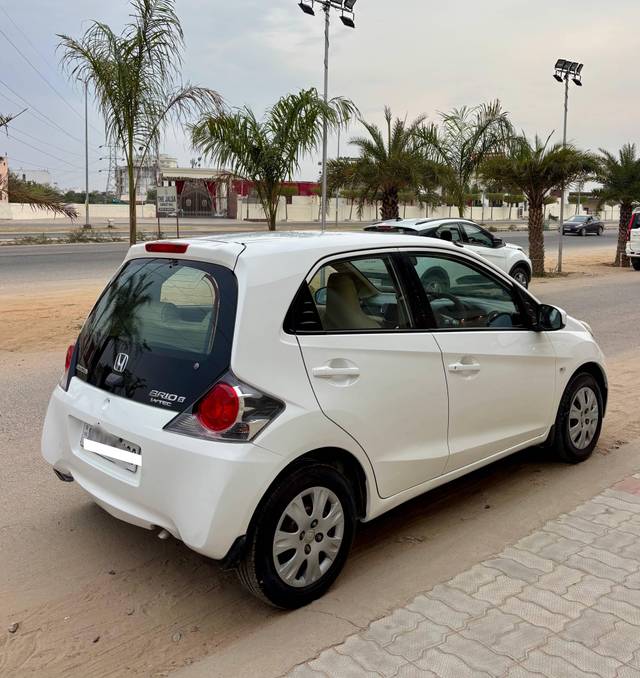 https://images10.gaadi.com/usedcar_image/4611177/original/processed_5d43188f-2d59-4547-88f2-47412fbb52dc.jpg?imwidth=6401
