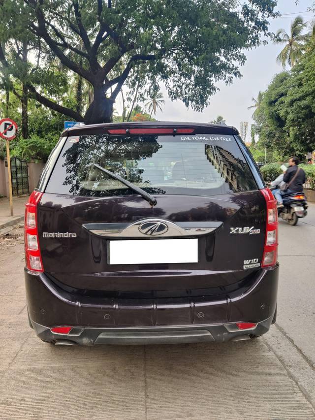 https://images10.gaadi.com/usedcar_image/4611196/original/processed_b26343457b36ee20d25e624981dad588.jpeg?imwidth=6401