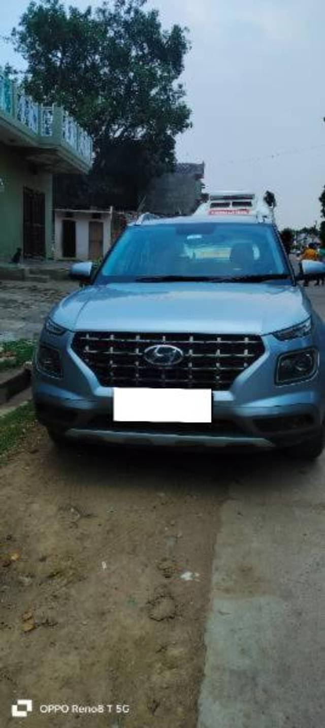https://images10.gaadi.com/usedcar_image/4611231/original/processed_d25f5d57-f912-4e1f-845e-ba1ac837854a.jpg?imwidth=6400