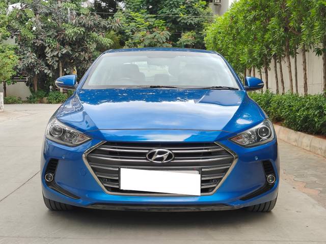 https://images10.gaadi.com/usedcar_image/4611244/original/processed_2e9b2b9617a5f3423398a2bb7b6a63de.jpg?imwidth=6400