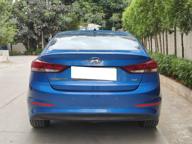 https://images10.gaadi.com/usedcar_image/4611244/original/processed_b7b4f1c00badde63bb3a8d5f44a6b9db.jpg?imwidth=6402