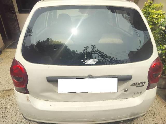 https://images10.gaadi.com/usedcar_image/4611253/original/processed_d3ea622c-32b9-4c21-919b-fe99c2fdb3ac.jpg?imwidth=6401
