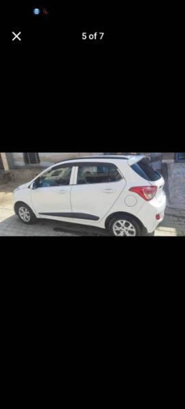 https://images10.gaadi.com/usedcar_image/4611254/original/processed_7ffa8655-592d-4b6f-9aa3-65c6f260098c.jpeg?imwidth=6400