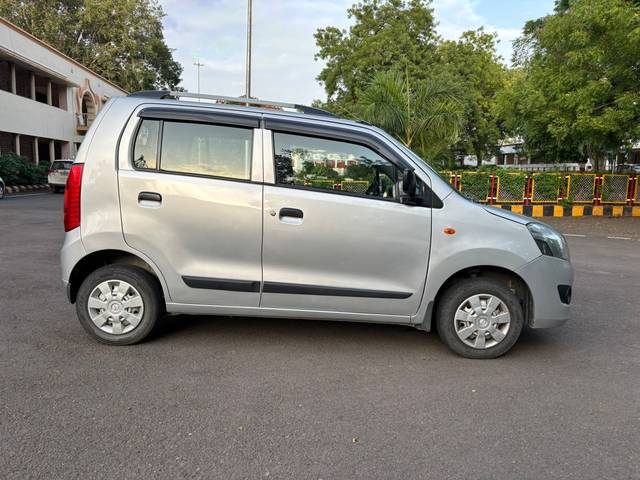 https://images10.gaadi.com/usedcar_image/4611261/original/07702428ba66987f32ebcdcb4e04e268.jpg?imwidth=6401