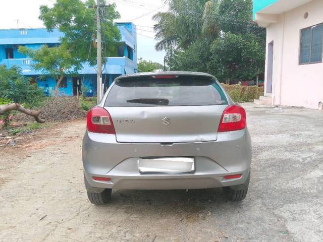 https://images10.gaadi.com/usedcar_image/4611262/original/processed_d942e9d1-bd07-4ba6-9667-83430e591d13.jpg?imwidth=6402