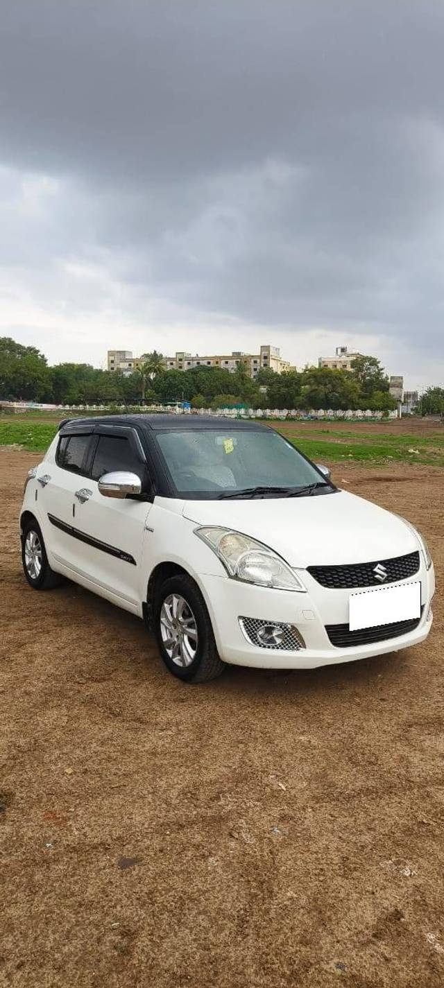 https://images10.gaadi.com/usedcar_image/4611263/original/processed_226ef6a0e995bfeafcd7910135ad5bae.jpg?imwidth=6400
