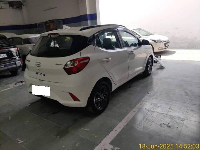 https://images10.gaadi.com/usedcar_image/4611268/original/processed_6083f746-cc25-410b-8d92-2c0c347ccb07.jpeg?imwidth=6400