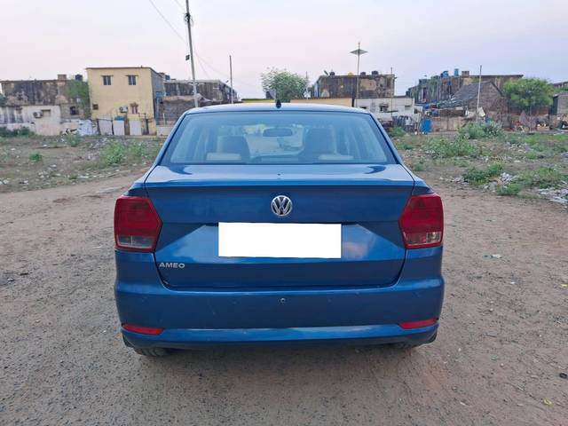 https://images10.gaadi.com/usedcar_image/4611272/original/processed_77c8faa9585cd284f97d7e4d1cc7938b.jpg?imwidth=6401