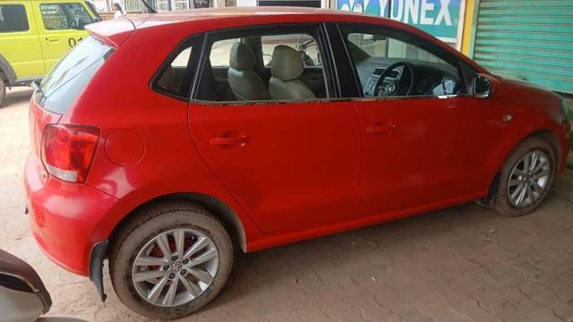 https://images10.gaadi.com/usedcar_image/4611295/original/processed_2de11b0a-ac51-4bc6-a305-c3f1ebdd754d.jpg?imwidth=6400