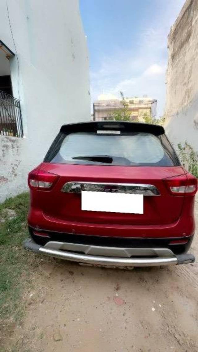 https://images10.gaadi.com/usedcar_image/4611301/original/processed_b78d31d6-0410-41e6-a80d-3c60f9655ff8.jpeg?imwidth=6401
