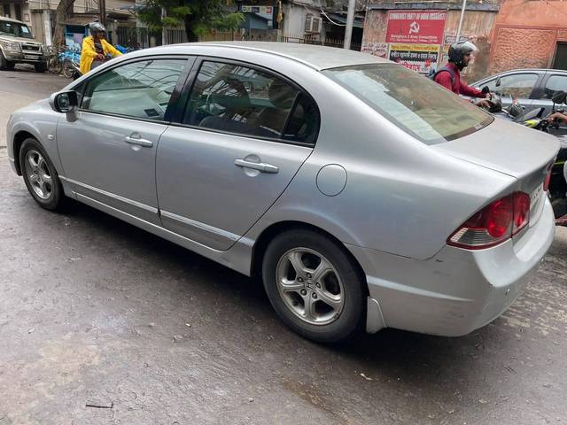 https://images10.gaadi.com/usedcar_image/4611312/original/processed_ab6d12f1548165a70fb02ec0c0f0ecc0.jpg?imwidth=6402