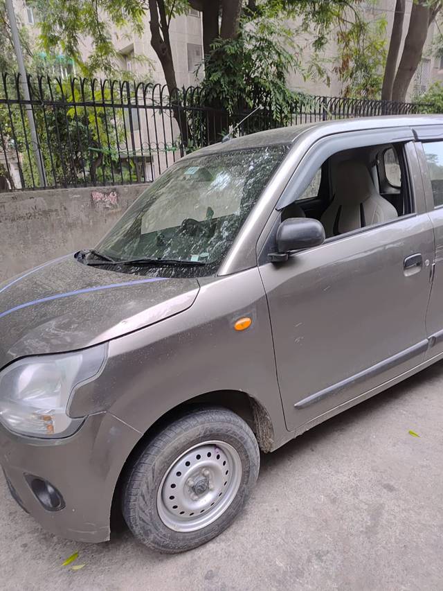 https://images10.gaadi.com/usedcar_image/4611316/original/80fe9de0-51d3-43cf-88fe-0ad54dd14bc9.jpg?imwidth=6401
