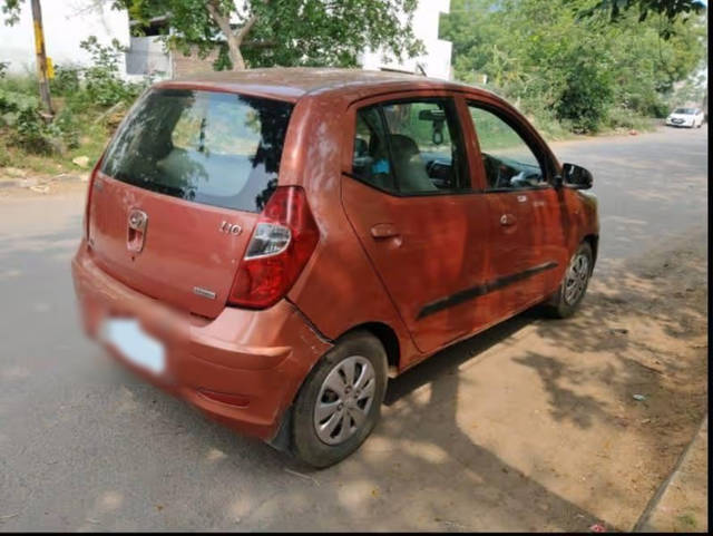 https://images10.gaadi.com/usedcar_image/4611326/original/cd23b28a-b738-4329-b09f-fec905aa267b.png?imwidth=6401