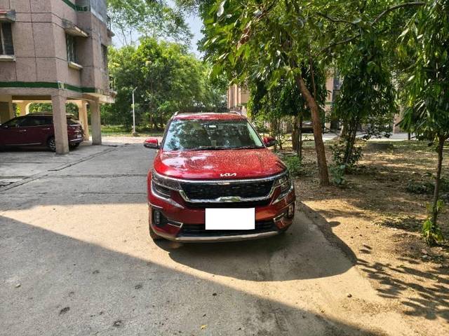 https://images10.gaadi.com/usedcar_image/4611348/original/processed_9ad76b1e-6b4a-4e07-b9c0-c0b73ff92b3e.jpg?imwidth=6400
