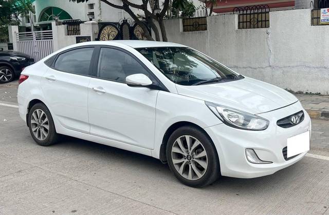 https://images10.gaadi.com/usedcar_image/4611358/original/processed_624077952cb0040ce98150466120551d.jpg?imwidth=6400