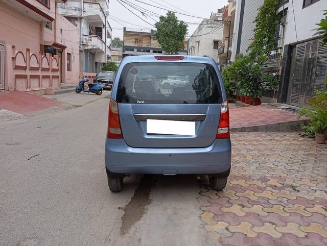 https://images10.gaadi.com/usedcar_image/4611361/original/processed_04f7ff293e9d887f69014d9ac74fbfa7.jpg?imwidth=6402