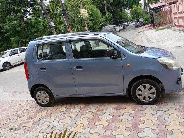 https://images10.gaadi.com/usedcar_image/4611361/original/processed_310c69f56ce8bba396f20f3e2e9b64b6.jpg?imwidth=6401
