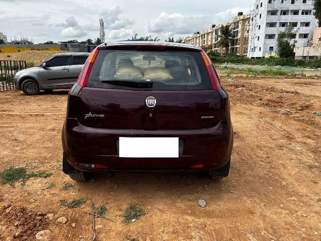 https://images10.gaadi.com/usedcar_image/4611370/original/processed_5854b2a2-8ae5-4720-a852-a94f9574db29.jpeg?imwidth=6402
