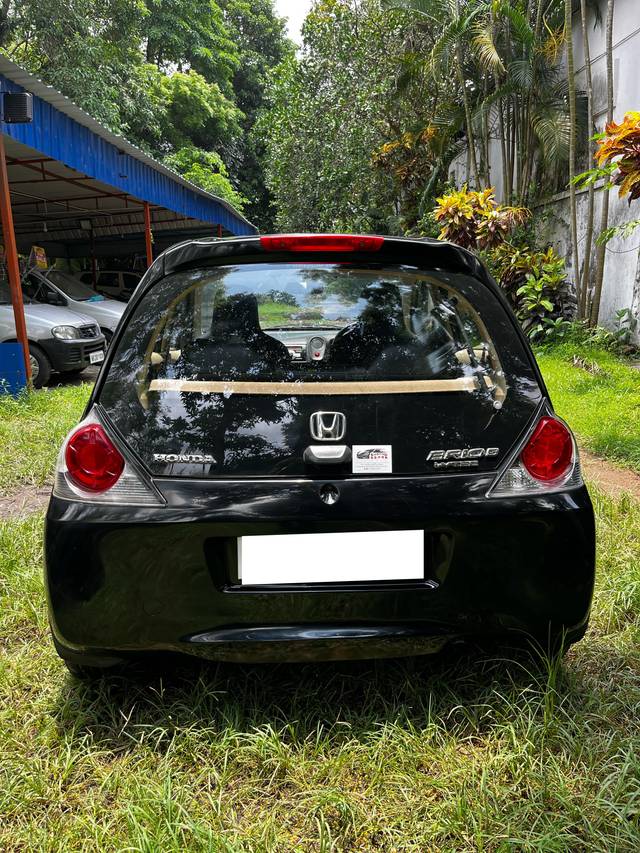 https://images10.gaadi.com/usedcar_image/4611380/original/processed_e8627ed8f2eb40153ad88cfb1c299ae7.jpg?imwidth=6402