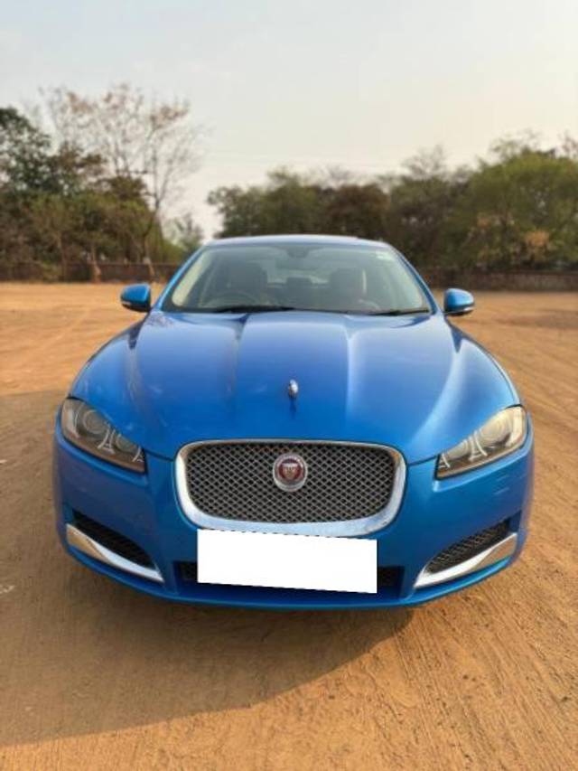 https://images10.gaadi.com/usedcar_image/4611385/original/processed_012692bf-0069-4d70-9b9d-b2e6731ca82a.jpg?imwidth=6400