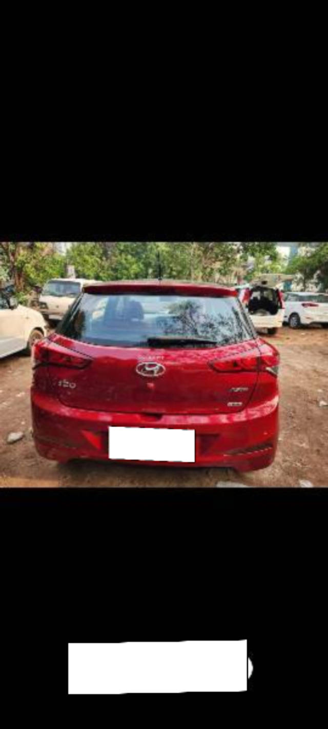 https://images10.gaadi.com/usedcar_image/4611386/original/processed_37b08275-e0d2-4560-a876-2abc8a3af13b.png?imwidth=6401