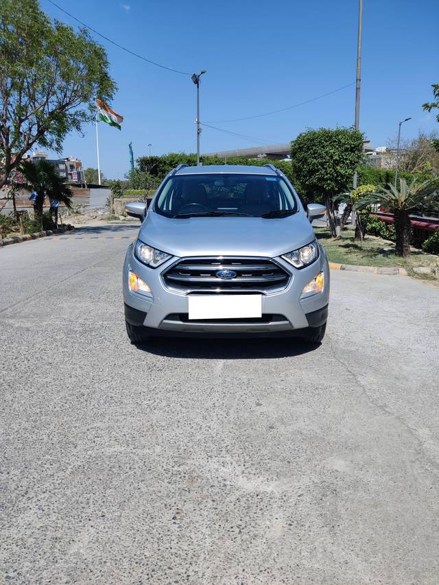 https://images10.gaadi.com/usedcar_image/4611411/original/processed_c00c8ef6a0dbee0c2a53e67baae1fe58.jpg?imwidth=6400
