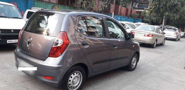 https://images10.gaadi.com/usedcar_image/4611416/original/processed_fc95c64547f6d19792eb70956c6031fc.jpg?imwidth=6402