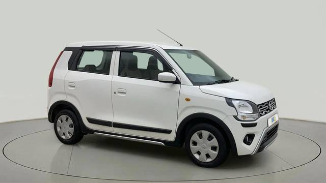 https://images10.gaadi.com/usedcar_image/4611420/original/5acf8338a8d8804af75af185fb2e3b99.jpg?imwidth=6400
