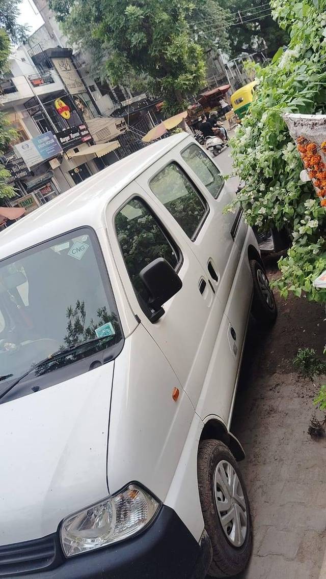 https://images10.gaadi.com/usedcar_image/4611452/original/processed_b6d5bc11-beac-466d-b141-0cb6314197f7.jpg?imwidth=6401
