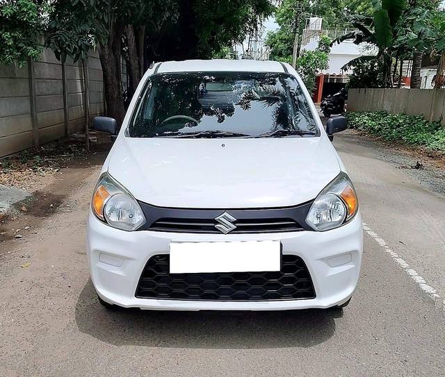 https://images10.gaadi.com/usedcar_image/4611474/original/processed_c3598bca-d151-40f9-a32f-664f55749416.jpg?imwidth=6400