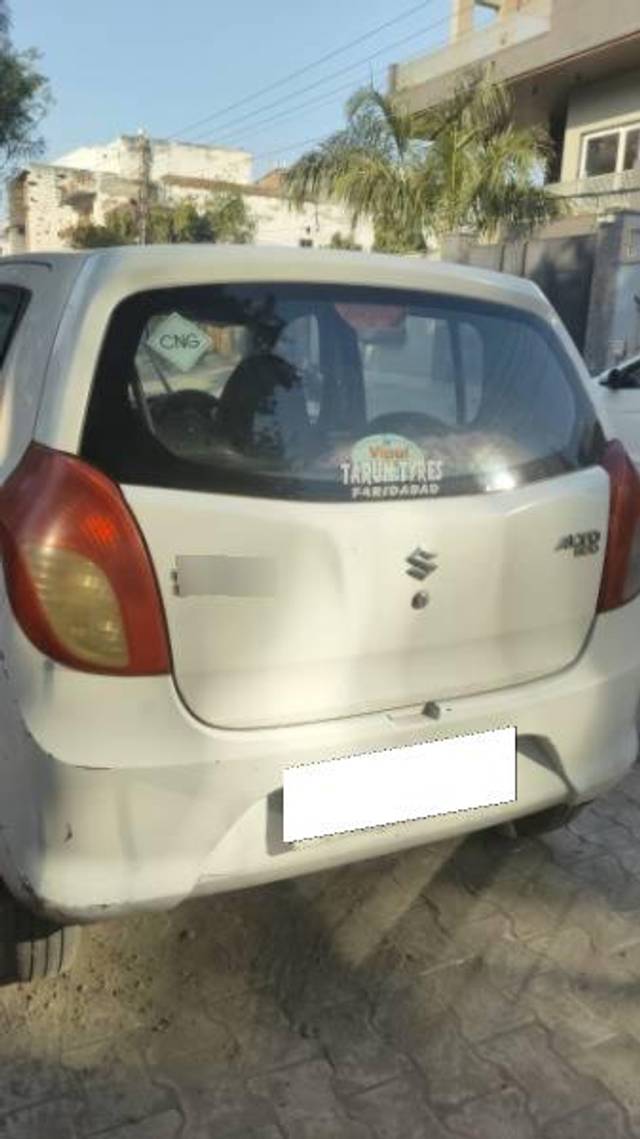 https://images10.gaadi.com/usedcar_image/4611487/original/processed_bd3ab491-8242-4817-8f7f-a0f9cad9b674.jpg?imwidth=6401