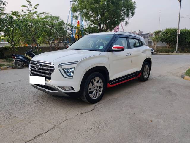 https://images10.gaadi.com/usedcar_image/4611489/original/processed_1e93a8eeb1511885147467350ecdfe29.jpg?imwidth=6400