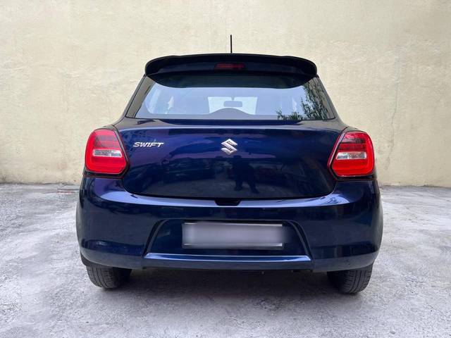 https://images10.gaadi.com/usedcar_image/4611492/original/processed_d5862273ee072fcc3069cbaee416d7f1.jpg?imwidth=6402