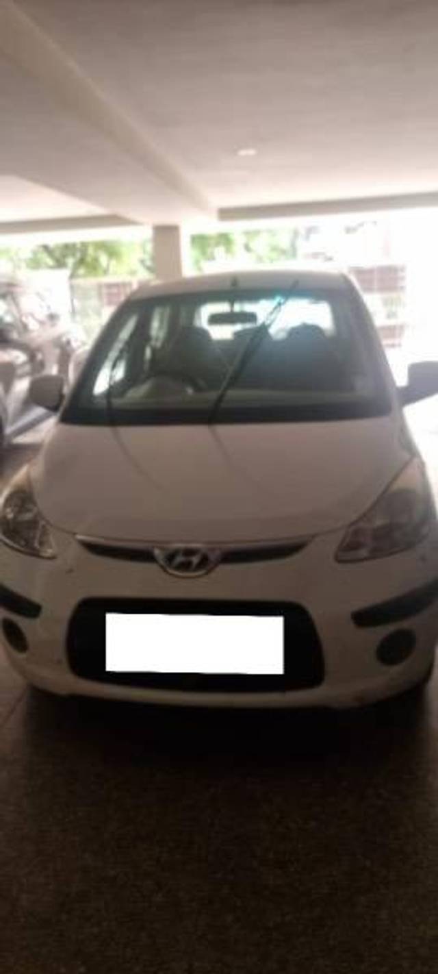 https://images10.gaadi.com/usedcar_image/4611524/original/processed_b4df9408-0692-4010-8e9d-1e458f88aec1.jpeg?imwidth=6400