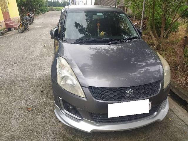 https://images10.gaadi.com/usedcar_image/4611525/original/processed_c2e09a44-cebd-4333-aa9f-89978b4bd1e0.jpg?imwidth=6400