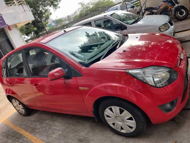 https://images10.gaadi.com/usedcar_image/4611585/original/processed_b8e382f7-1d27-499c-86a0-d38b320f1878.jpg?imwidth=6401