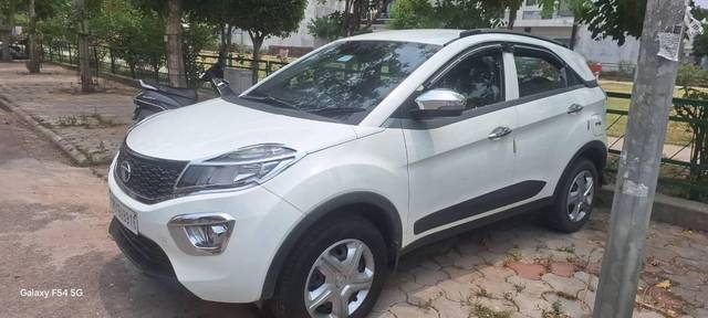 https://images10.gaadi.com/usedcar_image/4611613/original/processed_ea28fd74-9496-4a9b-a7e7-7a0b60dc0787.jpg?imwidth=6401