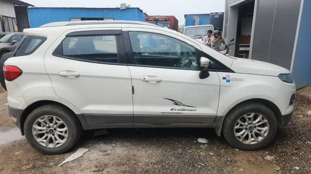https://images10.gaadi.com/usedcar_image/4611635/original/processed_3397cef9-7f13-4ef3-819a-e751b325e2f4.jpg?imwidth=6401
