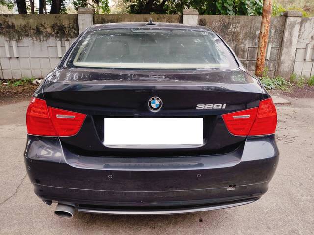 https://images10.gaadi.com/usedcar_image/4611649/original/processed_1d63c5612909282607d82381a6bd0a22.jpg?imwidth=6401