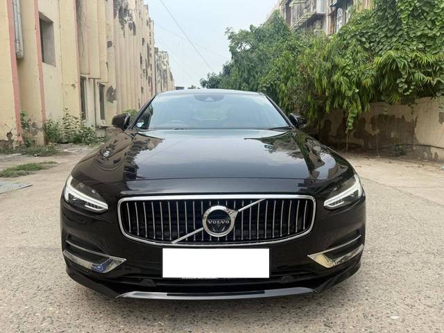 https://images10.gaadi.com/usedcar_image/4611657/original/processed_8edf132b412999d20350edb4fb7e4527.jpg?imwidth=6400