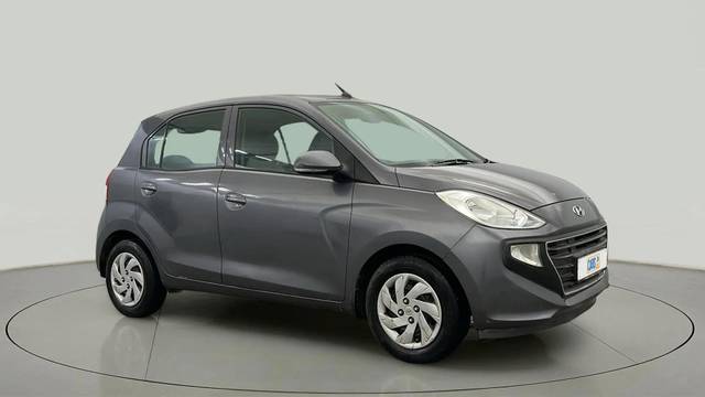 https://images10.gaadi.com/usedcar_image/4611725/original/c340a38250b39fcd9534dbe3971e6033.jpg?imwidth=6400
